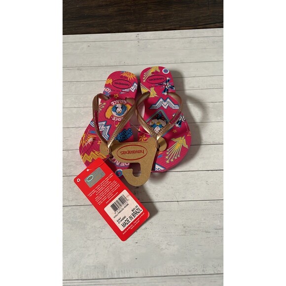 New Havaianas Wonder Woman sandals. Youth size 13/1 - Picture 2 of 2